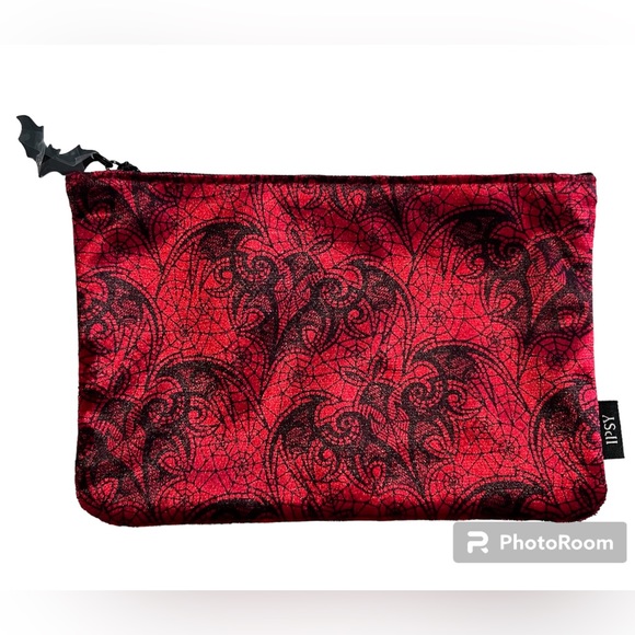 BRAND NEW IPSY Cosmetic Bag + Oui Cherie Primer - Picture 2 of 6